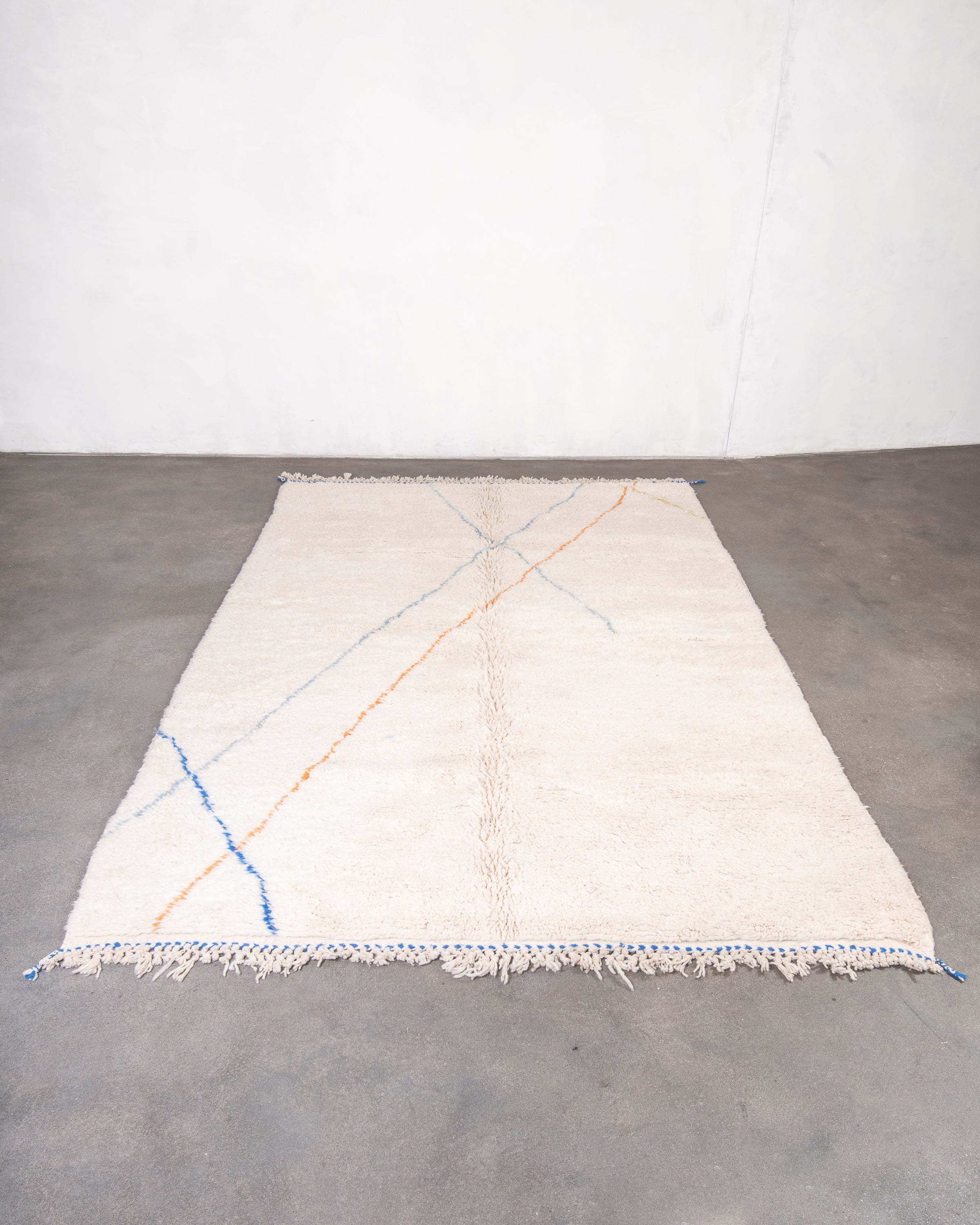 Modern designer handcrafted Berber rug from morocco Beniourain with beautiful colors and patterns